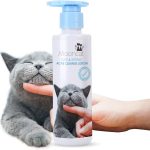 Effective_natural_treatments_for_cat_acne_under_chin