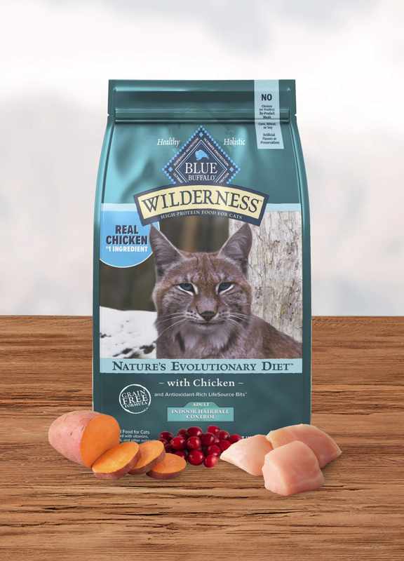 Indoor Hairball and Weight Control Chicken Recipe Grain-Free Dry Cat Food for Wilderness-Blue Buffalo Cats